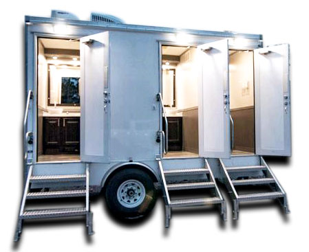 Side view of a 3 stall restroom trailer