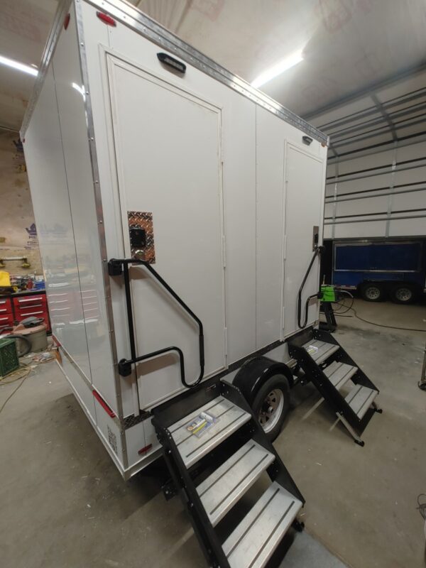 ECT-2 Stall Standard Restroom Trailer